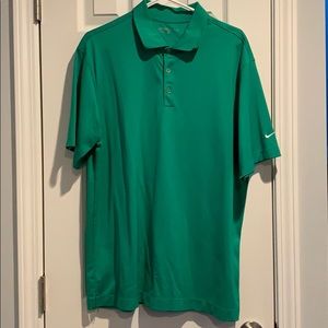 Men’s Nike golf polo.